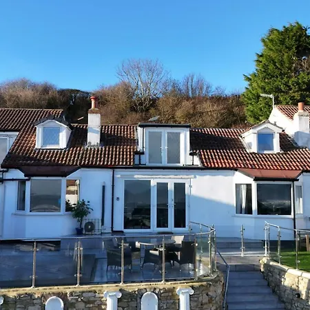 Sea View V-dubz, Filey