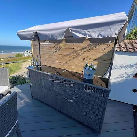 Sea View V-dubz, Tatil Evi *